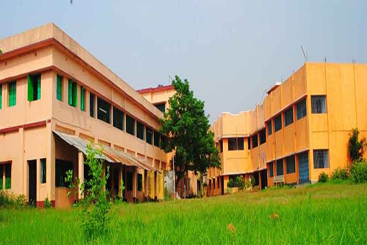 https://cache.careers360.mobi/media/colleges/social-media/media-gallery/14481/2019/3/15/Campus-View of Hiralal Bhakat College Birbhum_Campus-View.jpg